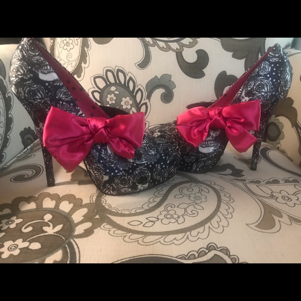 Like New Iron Fist Platform Heel Mary Janes